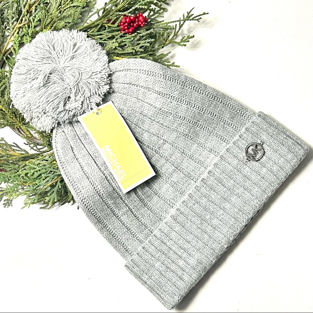 NWT, Michael Kors Knit Beanie With Pom
